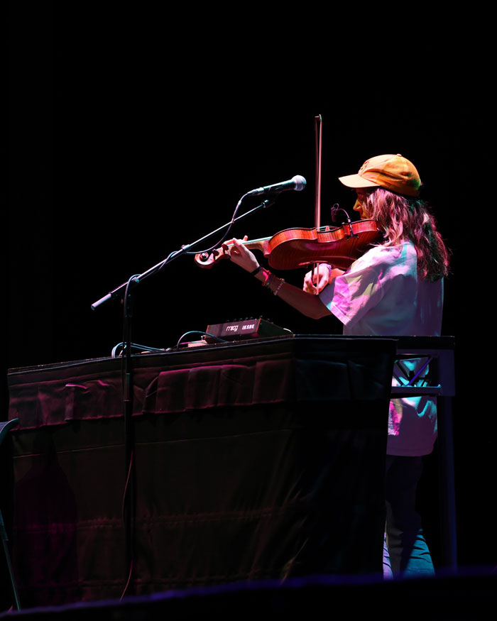 Phoebe Dubar (IKSRE) performing live in Sydney. Phoebe Dubar (IKSRE) performing live in Sydney.