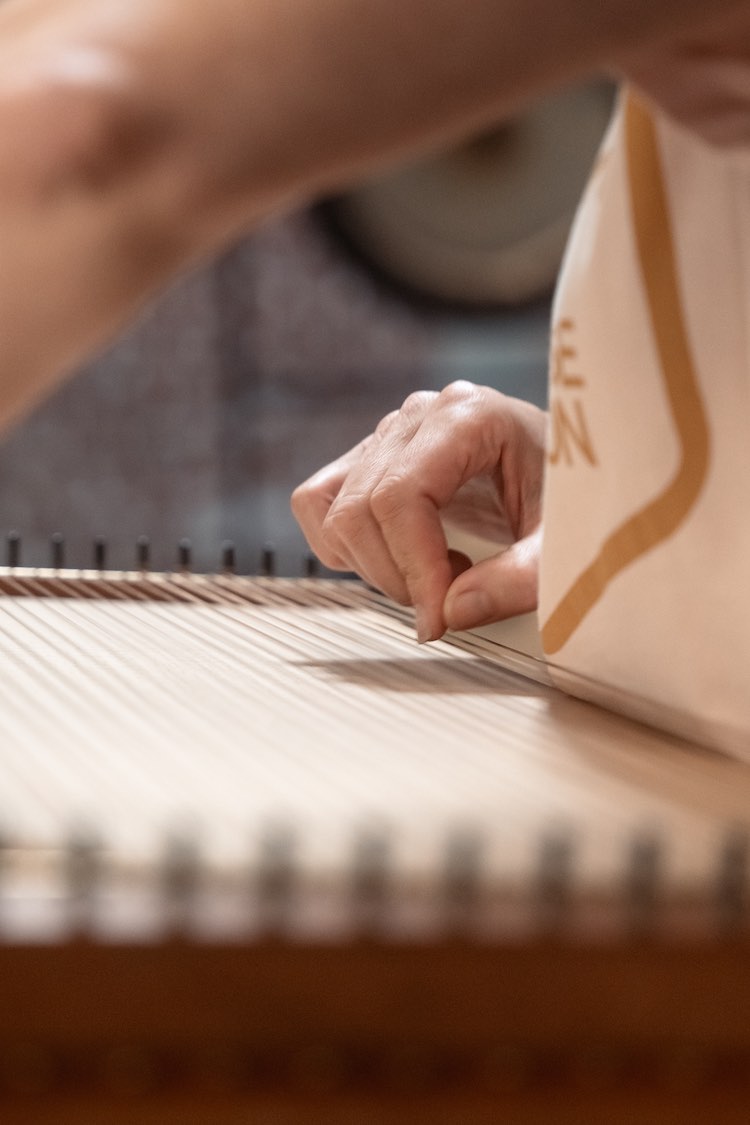 Phoebe Dubar sound bath class. Phoebe Dubar sound bath class.